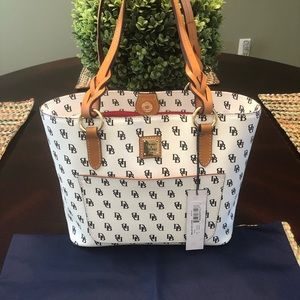 Dooney & Bourke small Tammy Tote